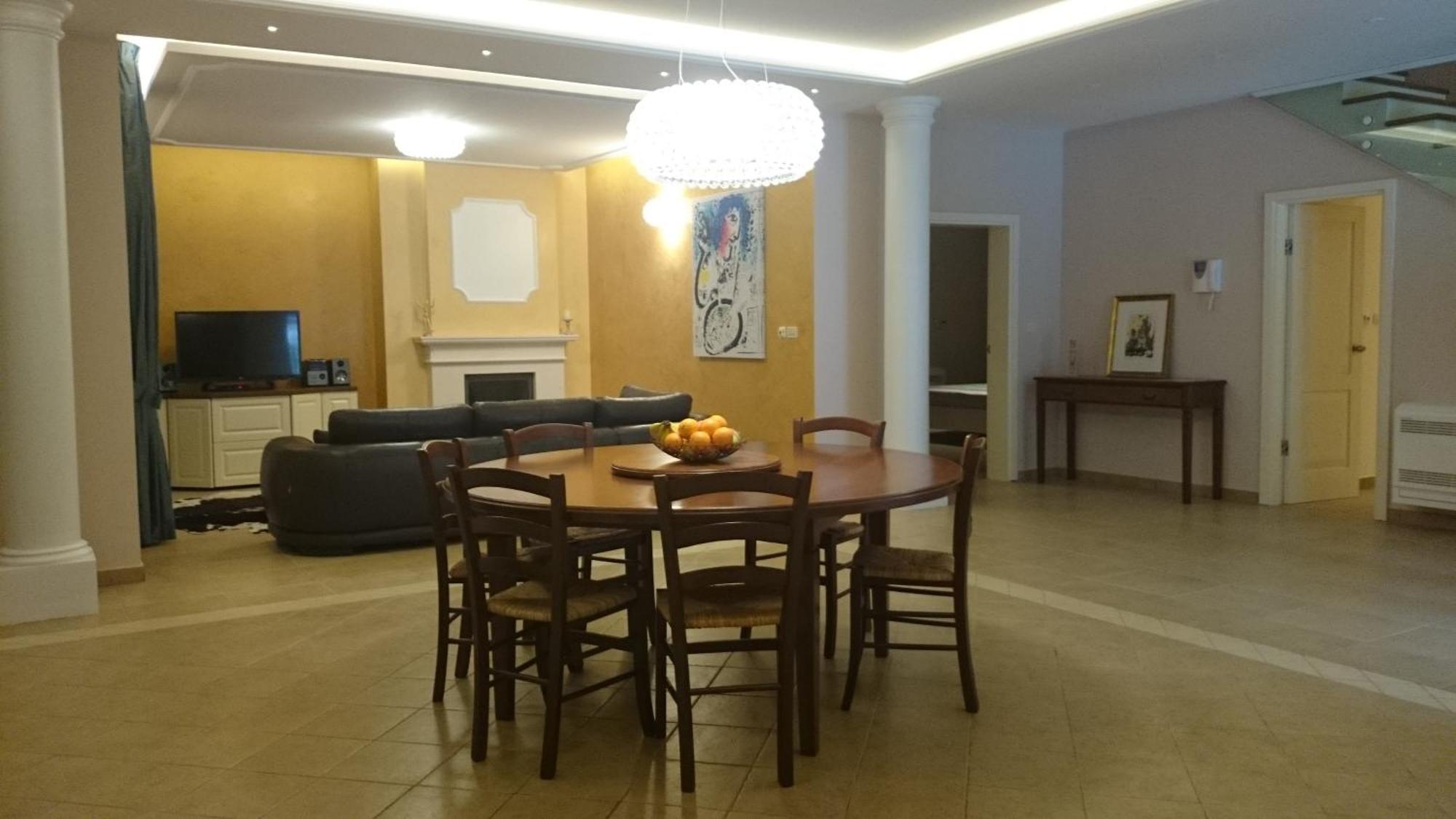 Villa Victoria, Slano Esterno foto